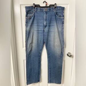 Wrangler Men’s Jeans 40x32 Regular Fit Blue Denim Classic Straight Leg
